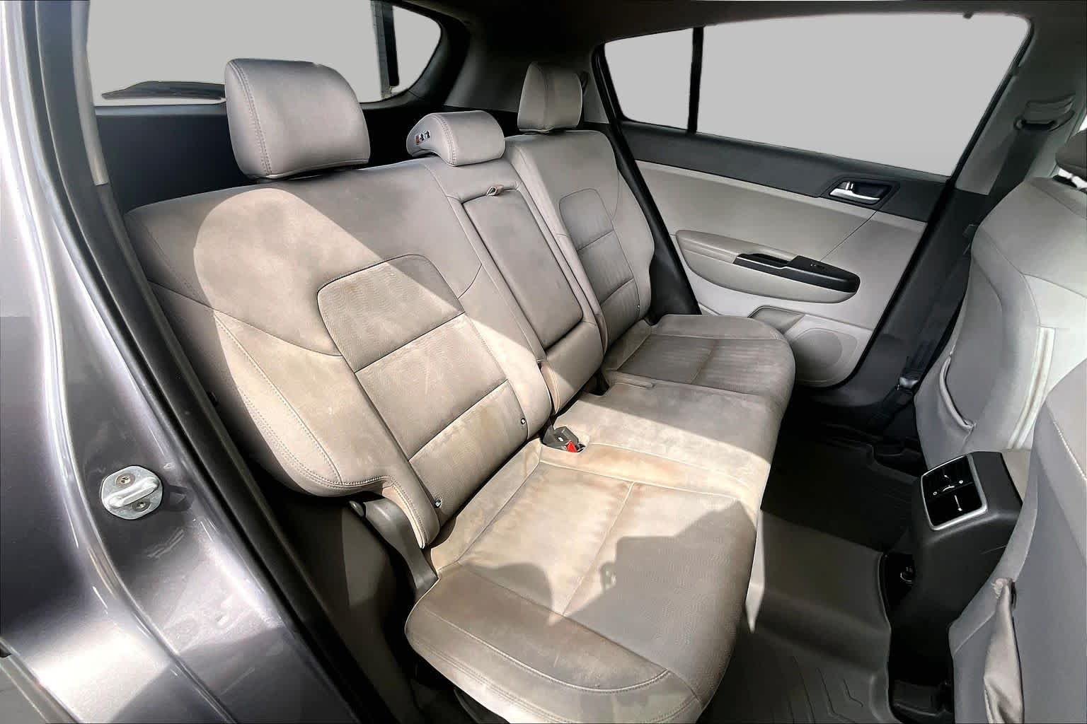 Used 2017 Mineral Silver Kia LX image 20