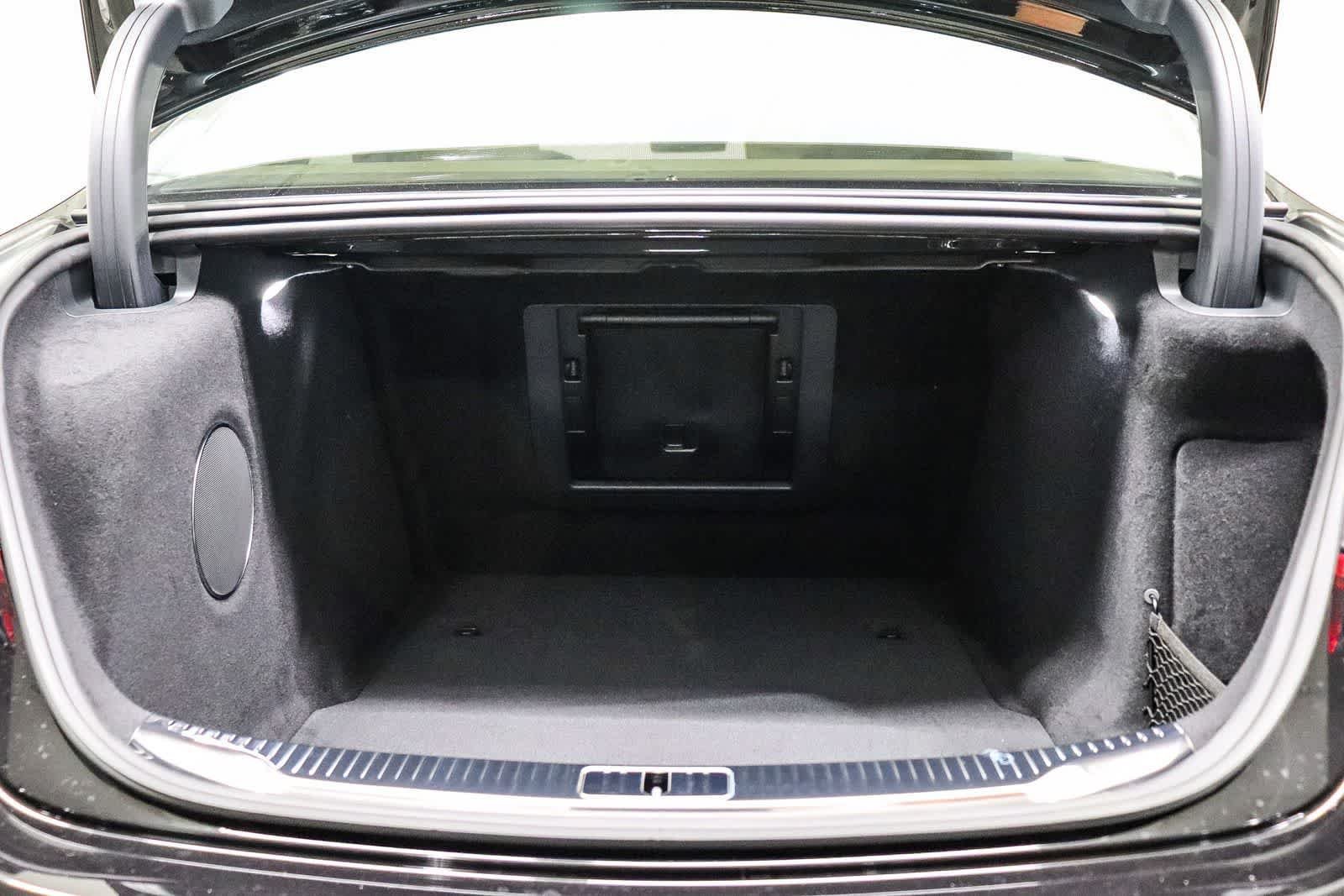 New 2026 Obsidian Black Metallic Mercedes-Benz Maybach S 580 image 12