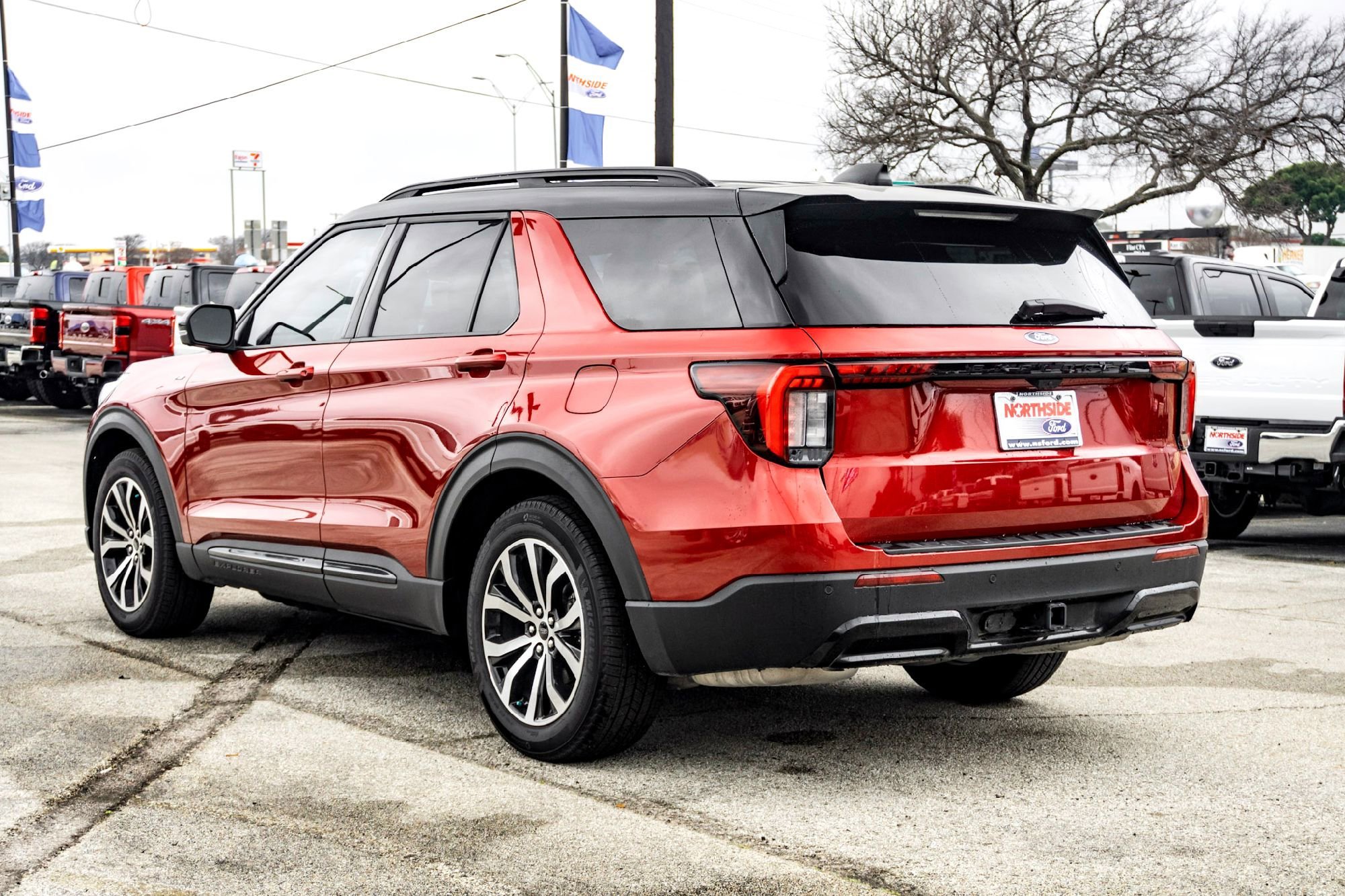 New 2025 Rapid Red Metallic Tinted Clearcoat Ford ST-Line image 5