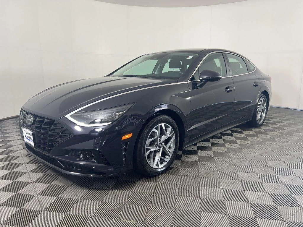 Used 2023 Carbon Blue Hyundai SEL image 30