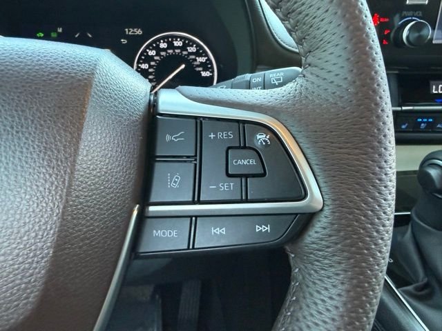2023 Toyota Sienna Platinum - Photo 21