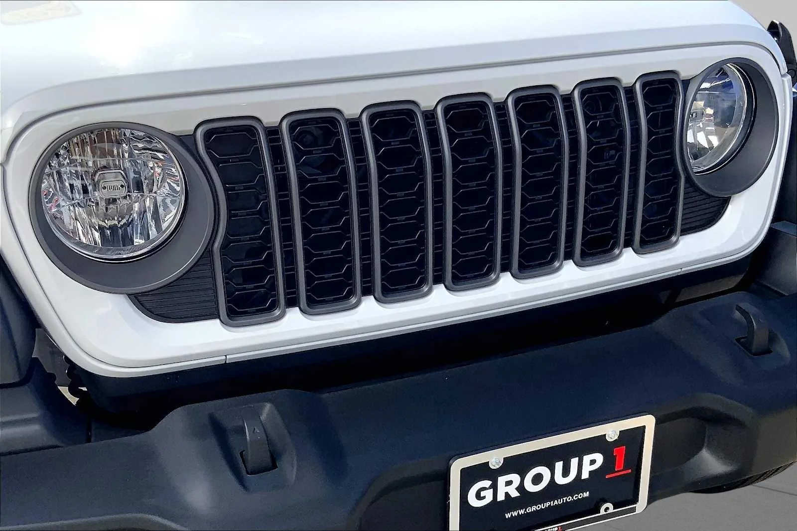 Used 2026 Bright White Clearcoat Jeep Sport image 27