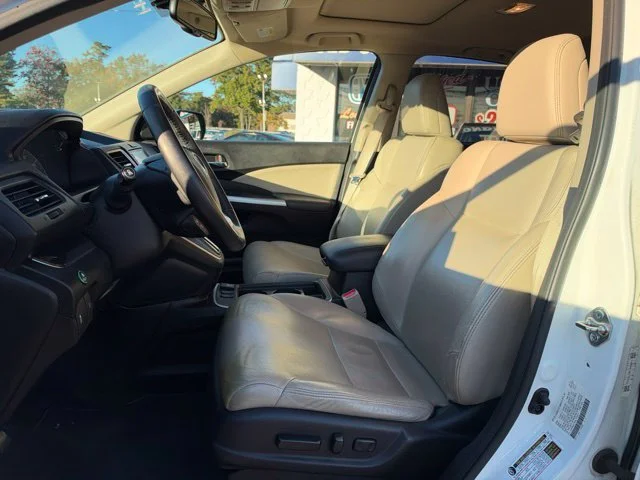 Used 2016 White Diamond Pearl Honda EX-L image 11