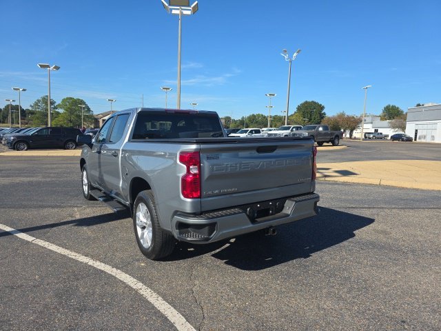 Used 2025 Gray Chevrolet Custom image 5