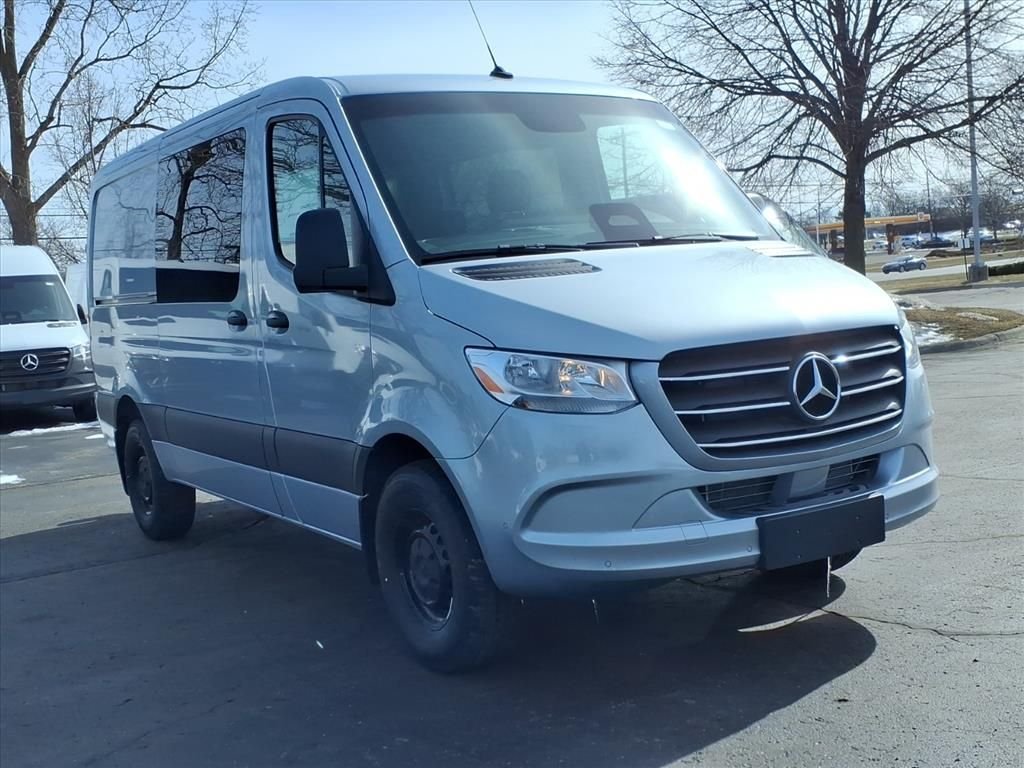 2026 Mercedes-Benz Sprinter Crew Van Base - Photo 9