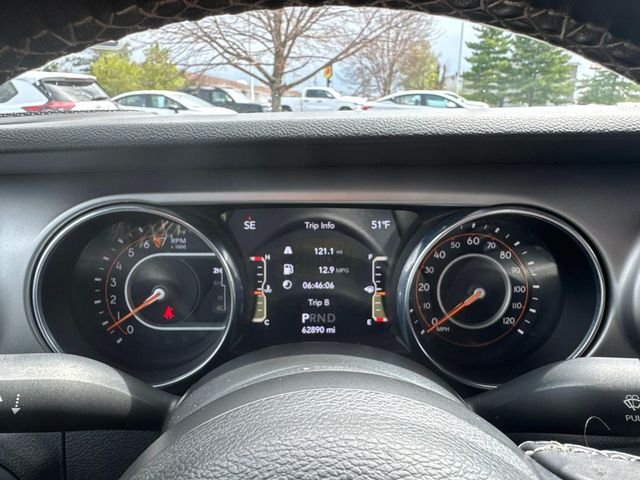 Used 2021  Jeep Sport image 38
