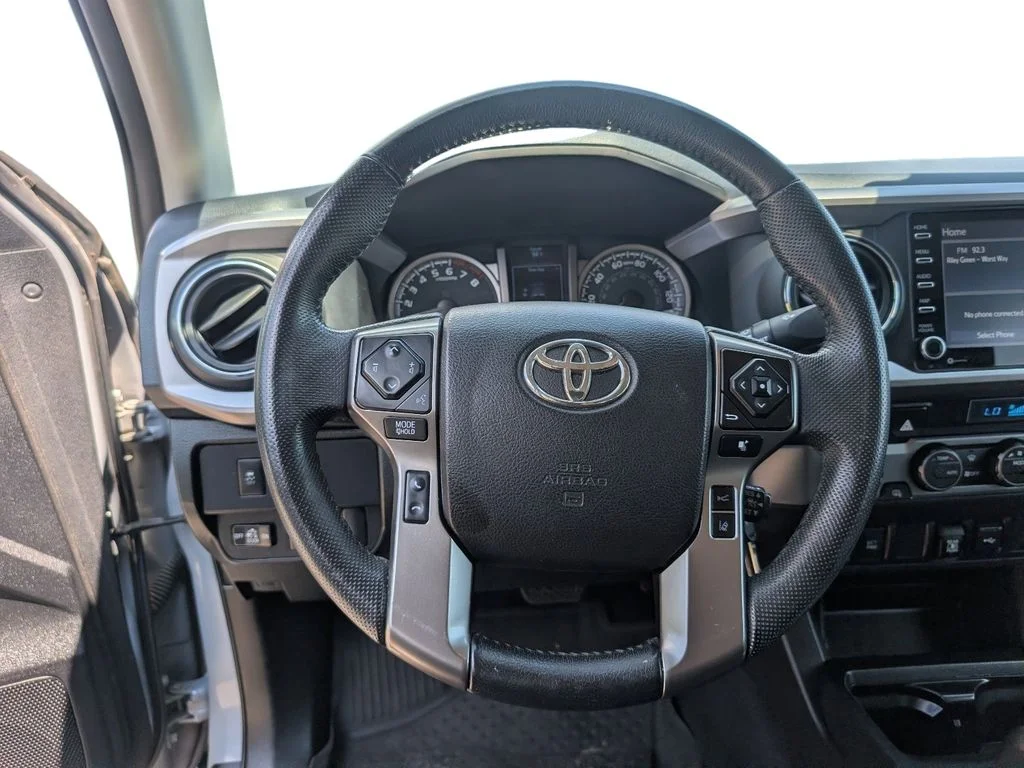 Used 2019 Black Toyota SR5 image 22