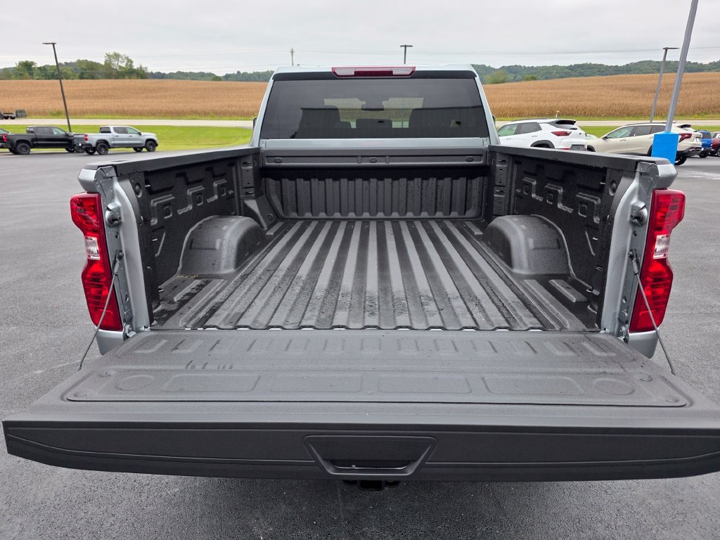 2026 Chevrolet Silverado 2500 HD Custom - Photo 9