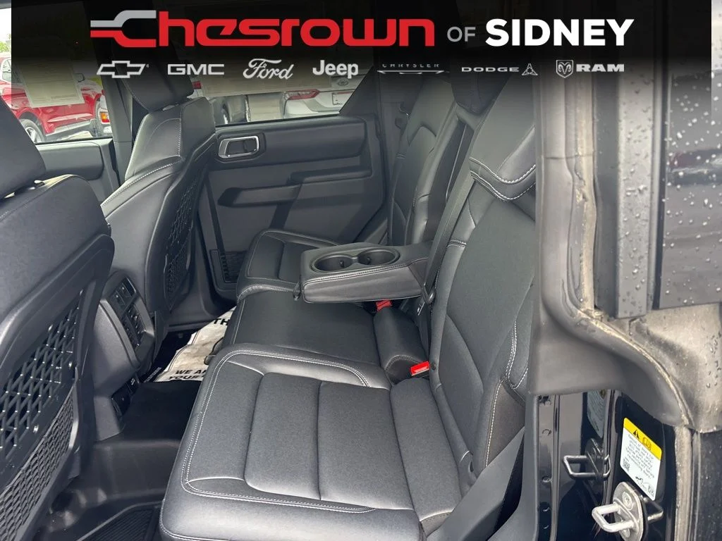 Used 2025 Black Ford Badlands image 27