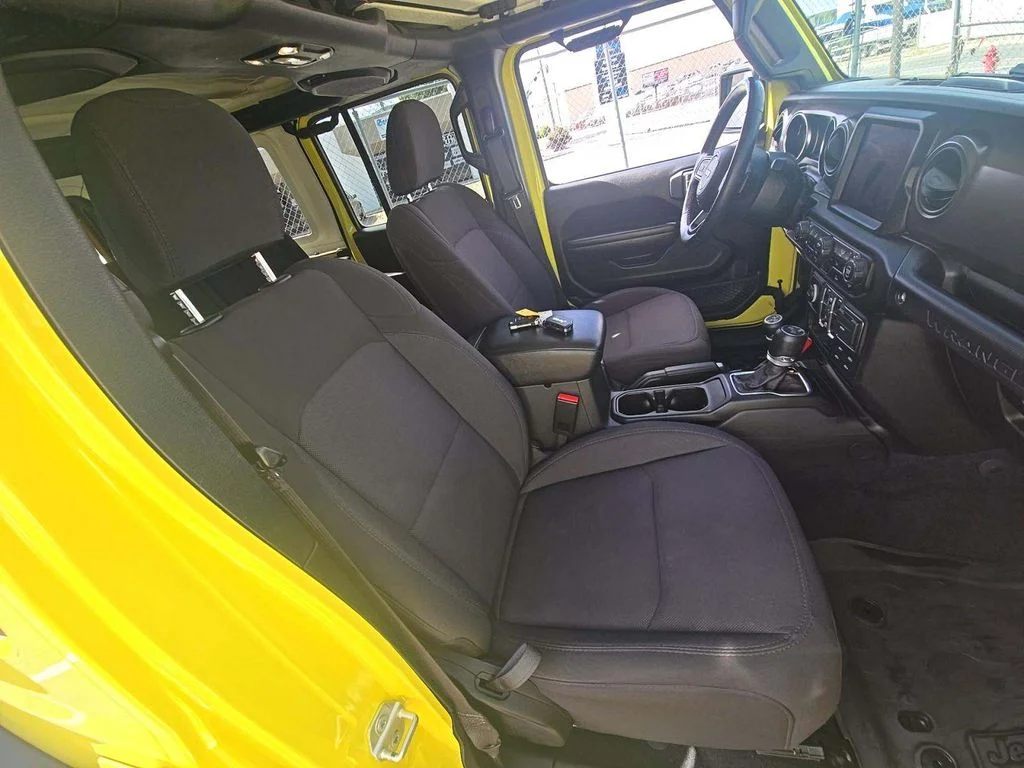 Used 2023  Jeep Willys 4xe image 5