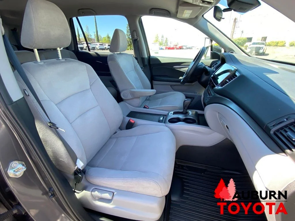 Used 2019 Modern Steel Metallic Honda EX image 15