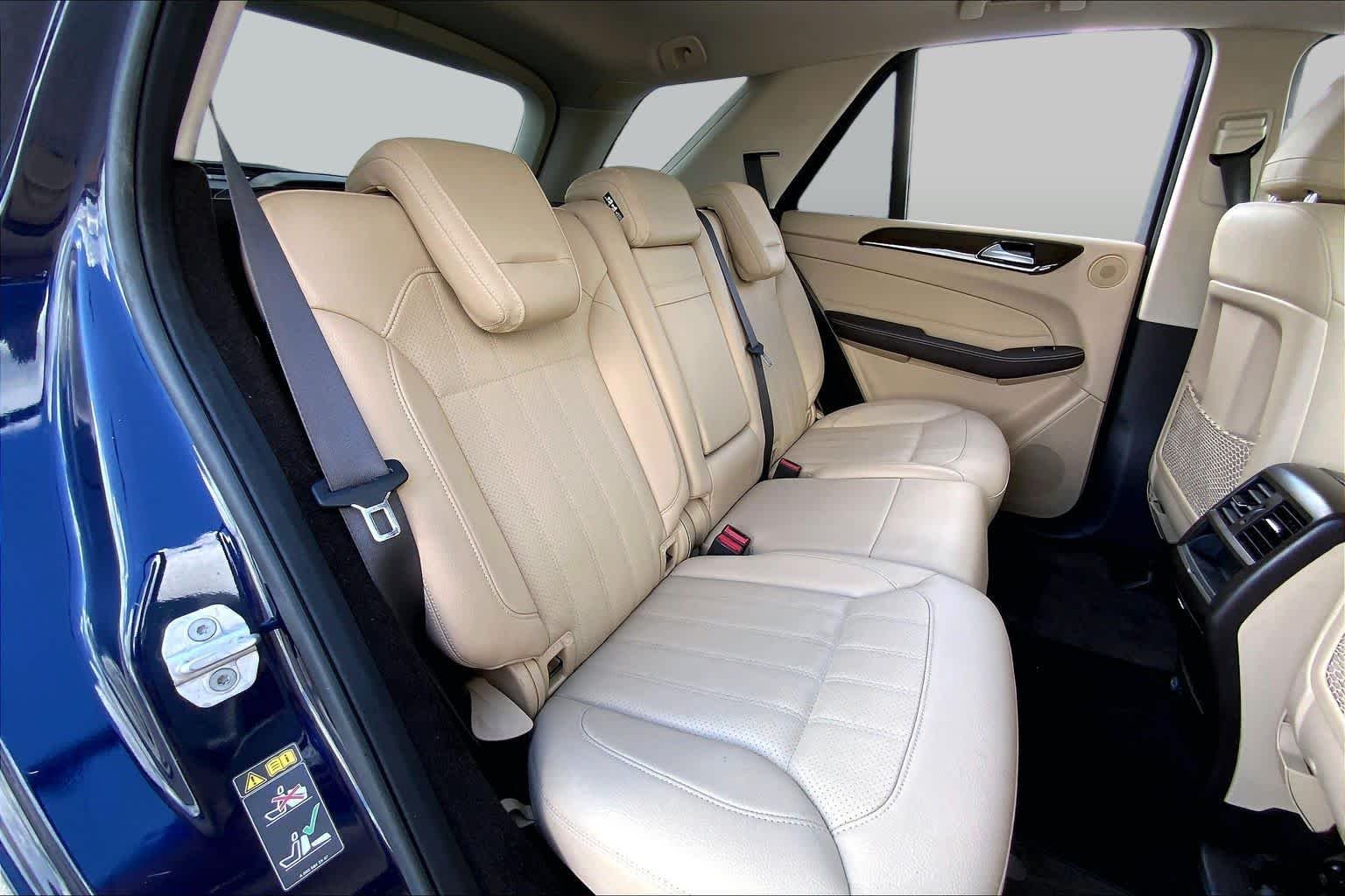 Used 2016 Lunar Blue Metallic Mercedes-Benz GLE 350 image 18