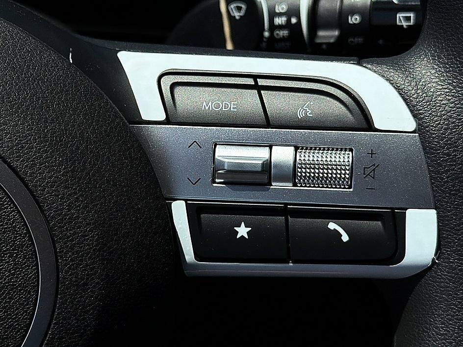 New 2026 Phantom Black Hyundai SEL AWD image 29