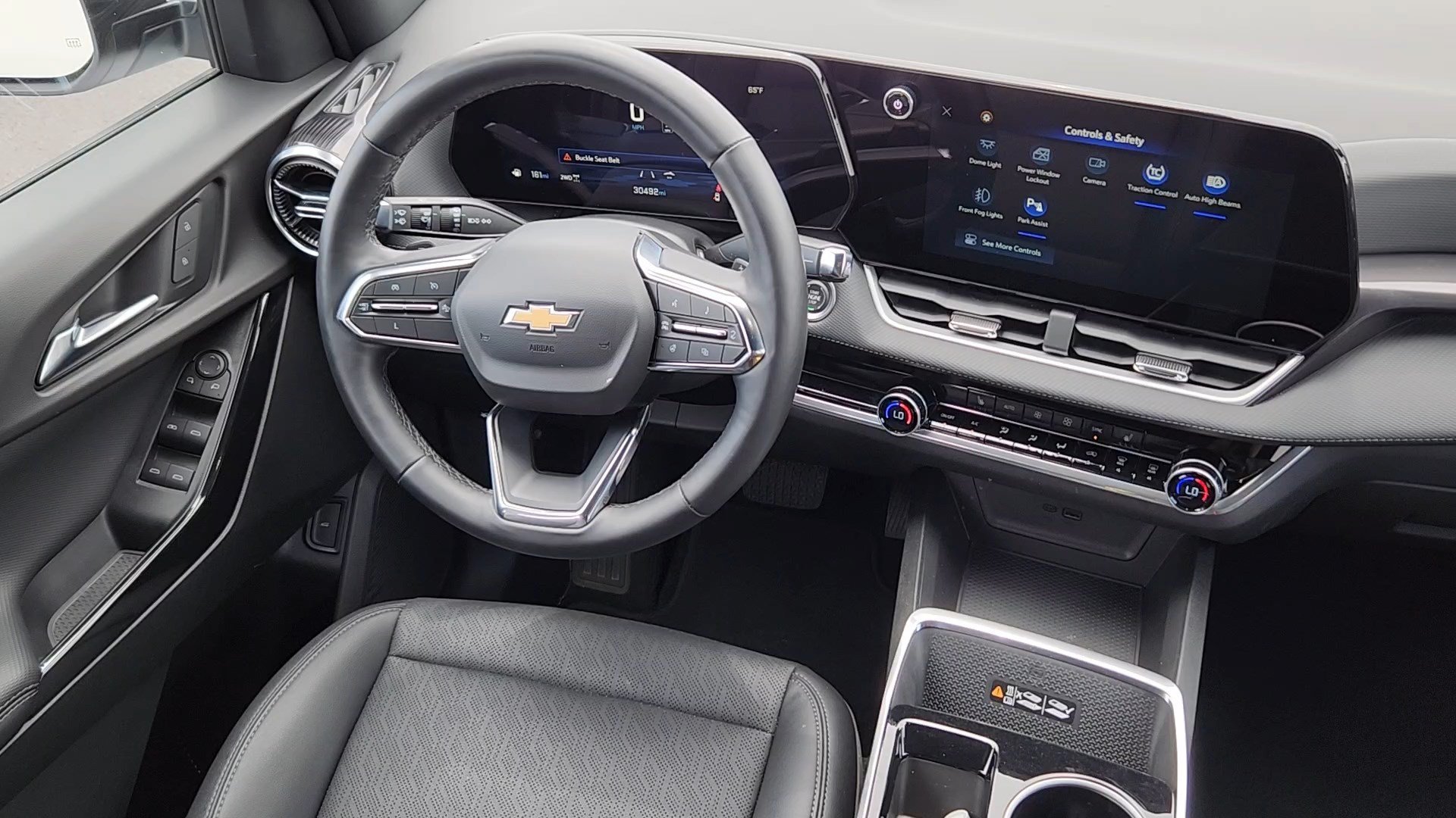 Used 2025 Summit White Chevrolet AWD LT image 5
