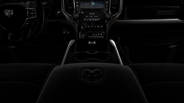 New 2026 Diamond Black Crystal Pearl-Coat Exterior Paint RAM Laramie image 109
