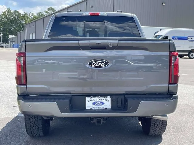 New 2026 Carbonized Gray Metallic Ford XLT image 43