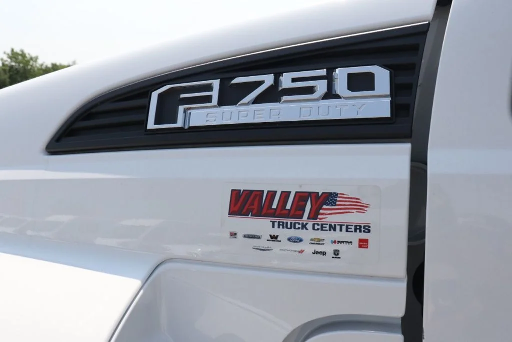 New 2027 Oxford White Ford F-750 SD Diesel Straight Frame image 27