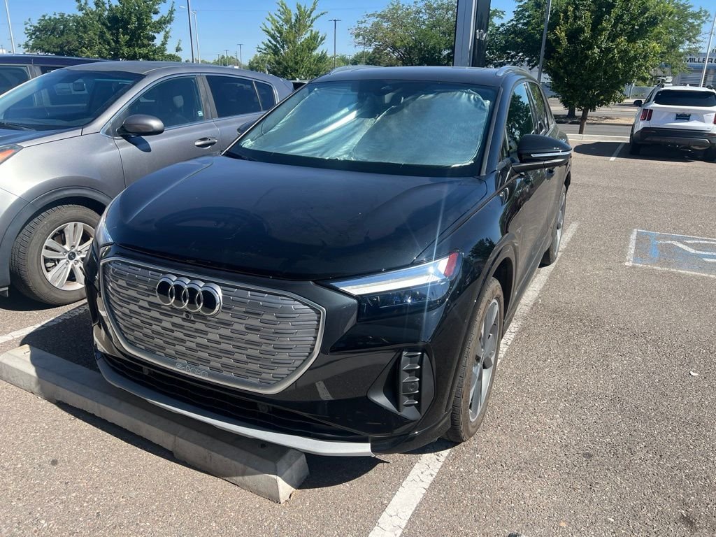 2022 Audi Q4 e-tron 50 Premium Plus quattro's photo