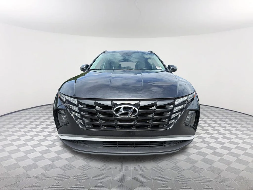 Used 2023 Gray Hyundai SEL image 2