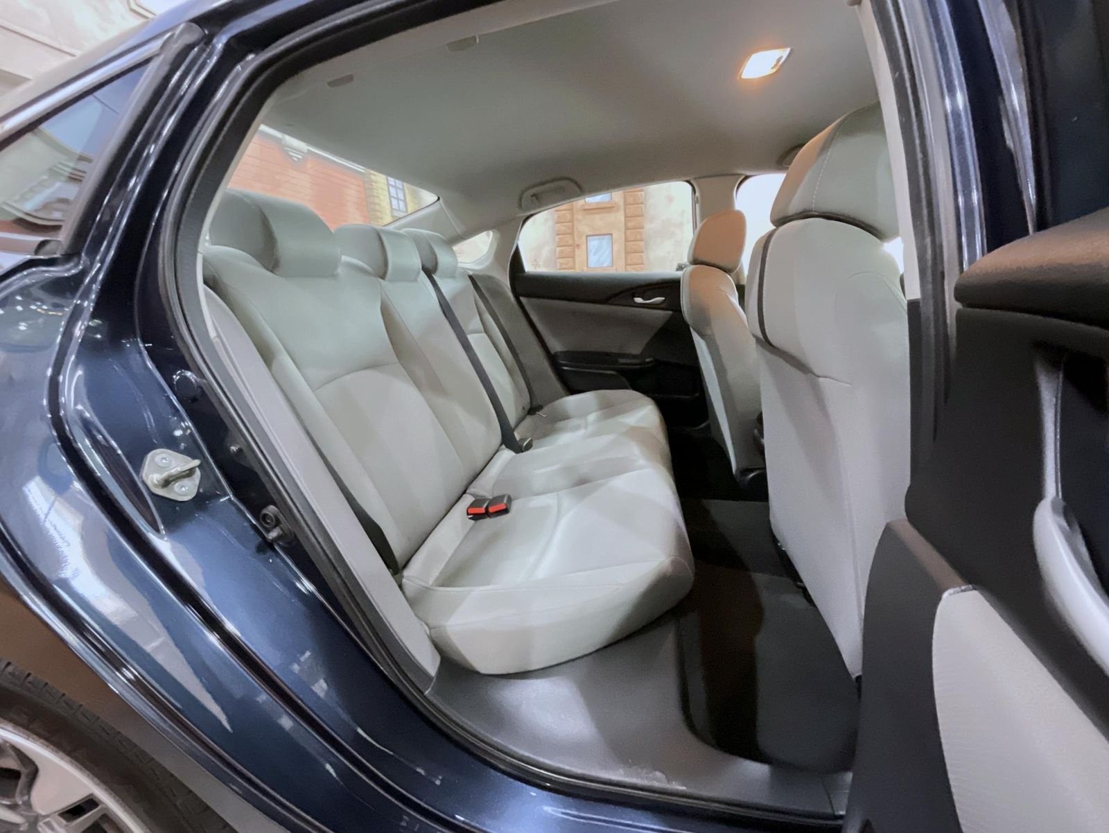 Used 2019 Blue Honda LX image 18