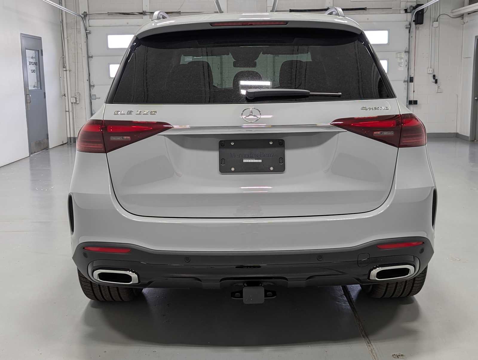 New 2026 MANUFAKTUR Alpine Grey Mercedes-Benz GLE 350 image 8