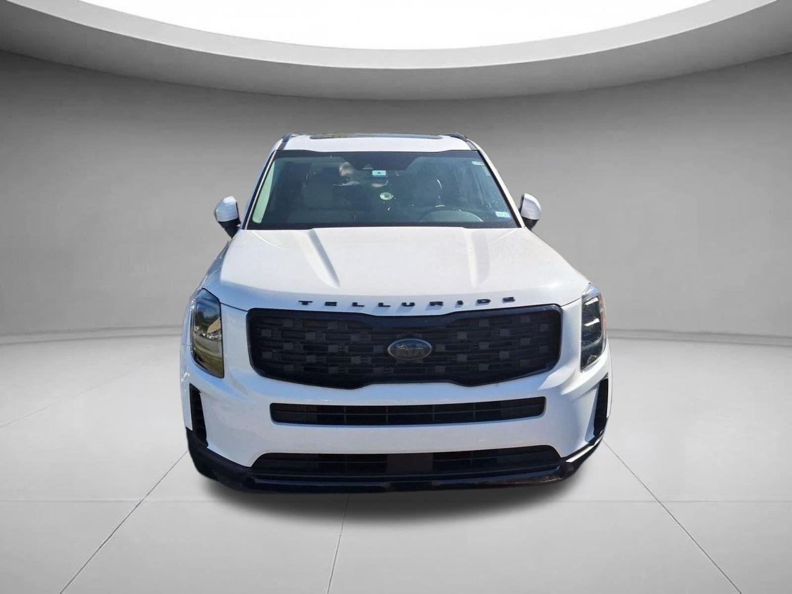 Used 2021 Glacial White Pearl Kia EX image 2