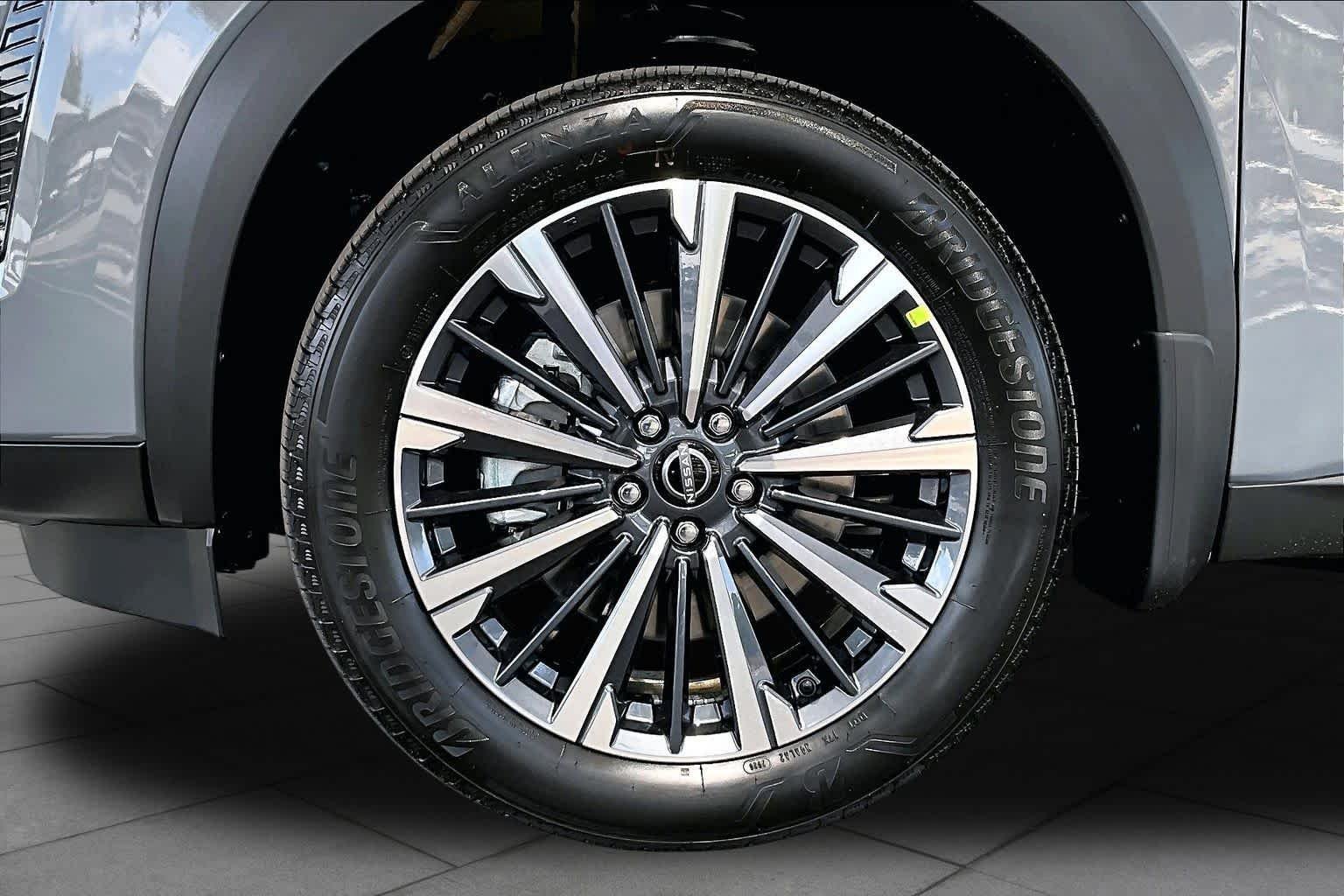 New 2026 Boulder Gray Pearl Nissan Platinum image 11
