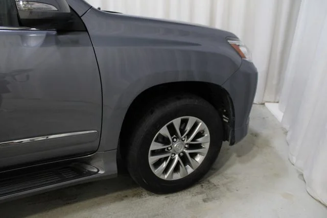 Used 2018 Gray Lexus 460 Luxury image 39