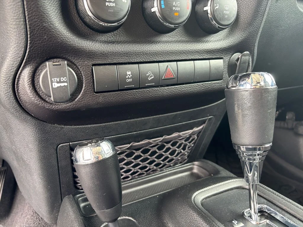Used 2018 Black Jeep Unlimited Sport image 27