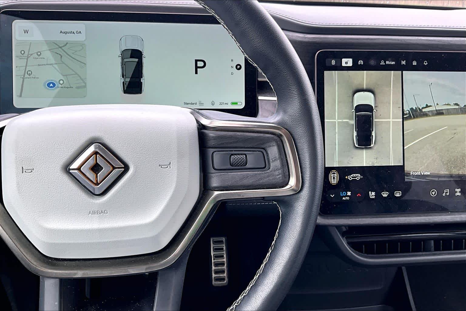 Used 2023 Glacier White Rivian Launch Edition image 25