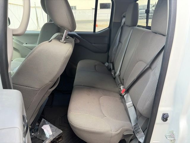 Used 2021 White Nissan SV image 9