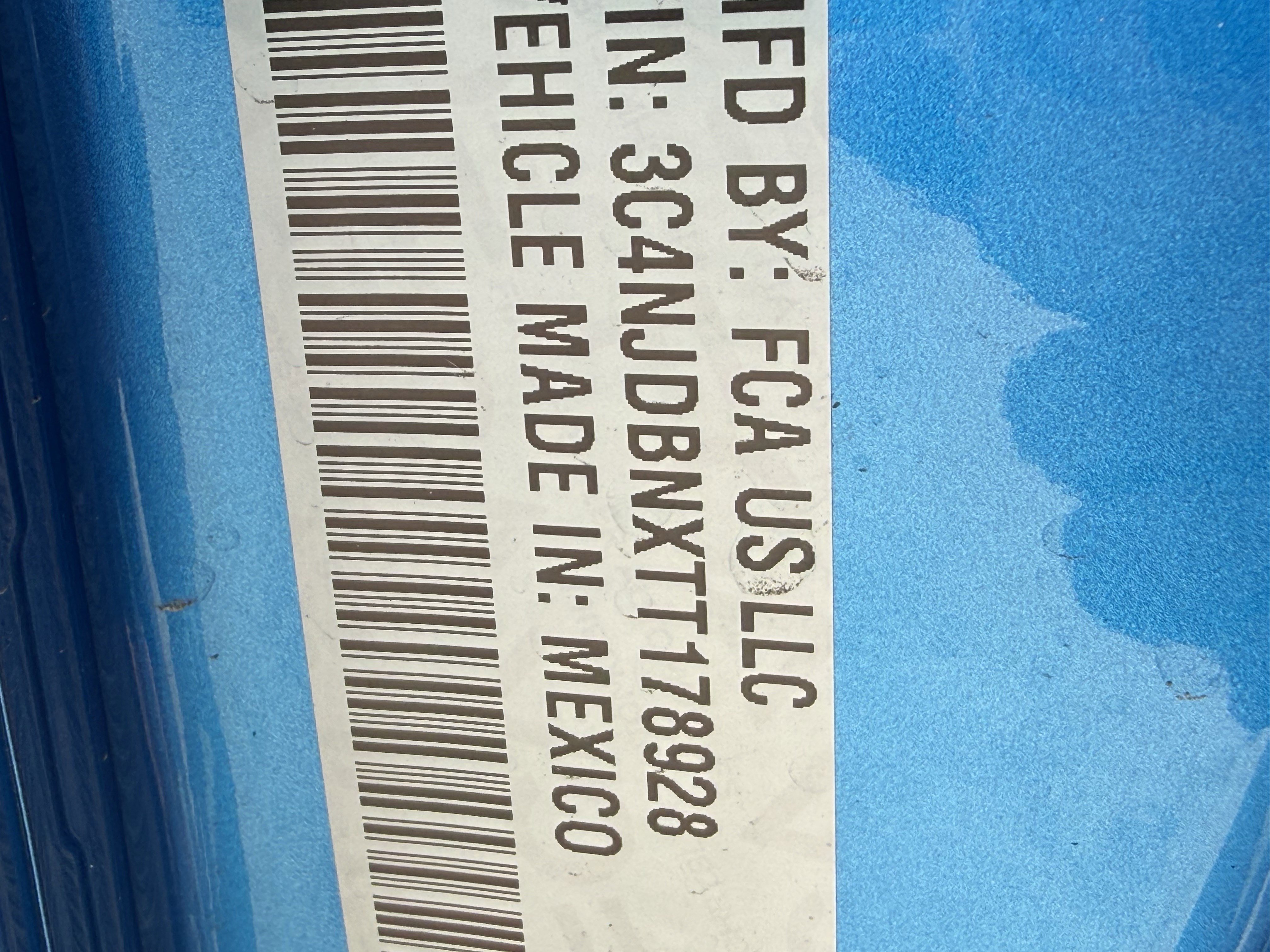 New 2026 Hydro Blue Pearlcoat Jeep Latitude Altitude image 17