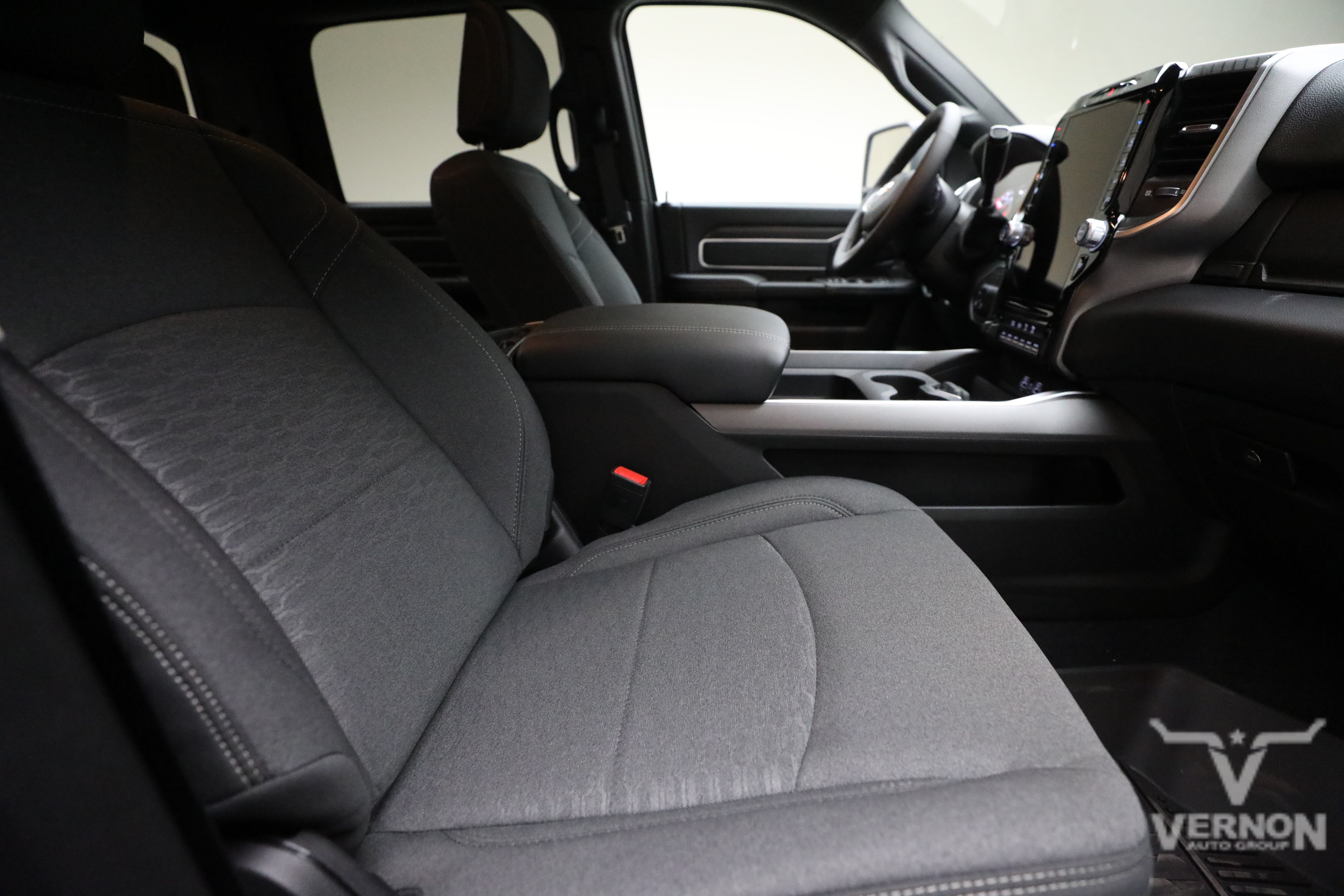 New 2026 Diamond Black Crystal Pearlcoat Ram N image 11