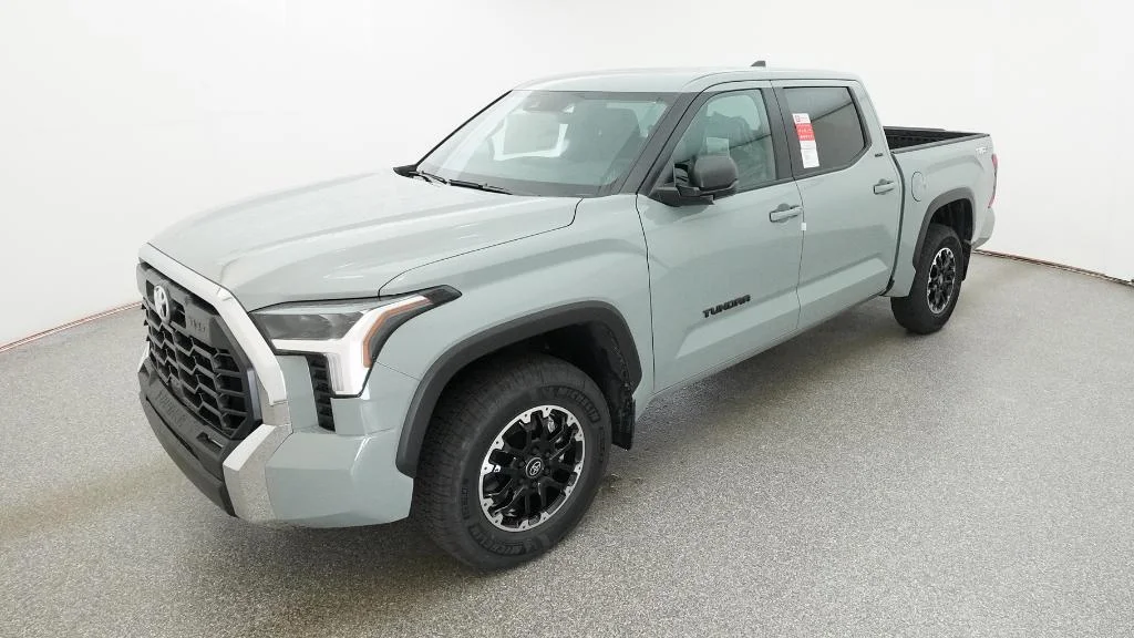 New 2026 Lunar Rock Toyota SR5 image 2
