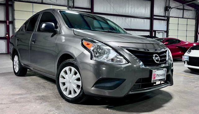 2015 Nissan Versa Sedan S Plus