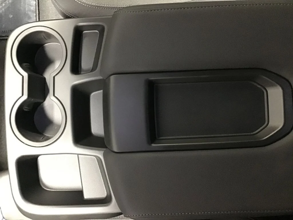 2026 Chevrolet Tahoe LS - Photo 22