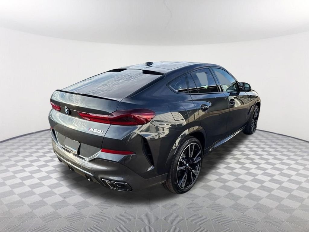 New 2026 Singapore Grey II Metallic BMW M60i image 5