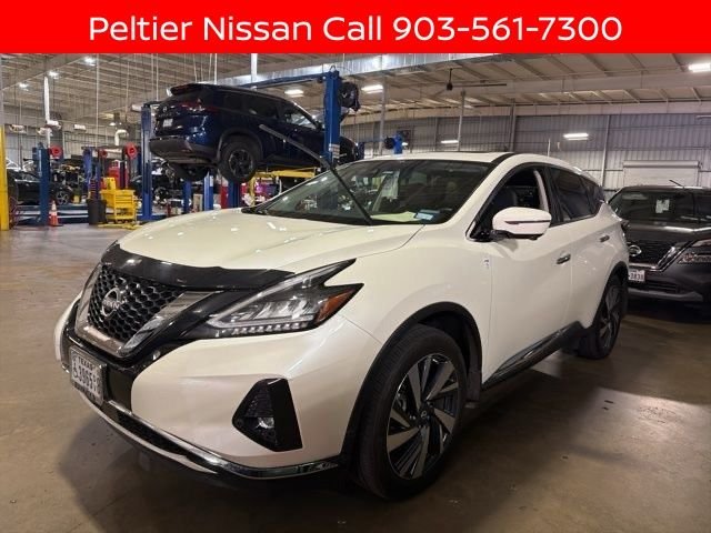 Used 2024 White Nissan SL image 19