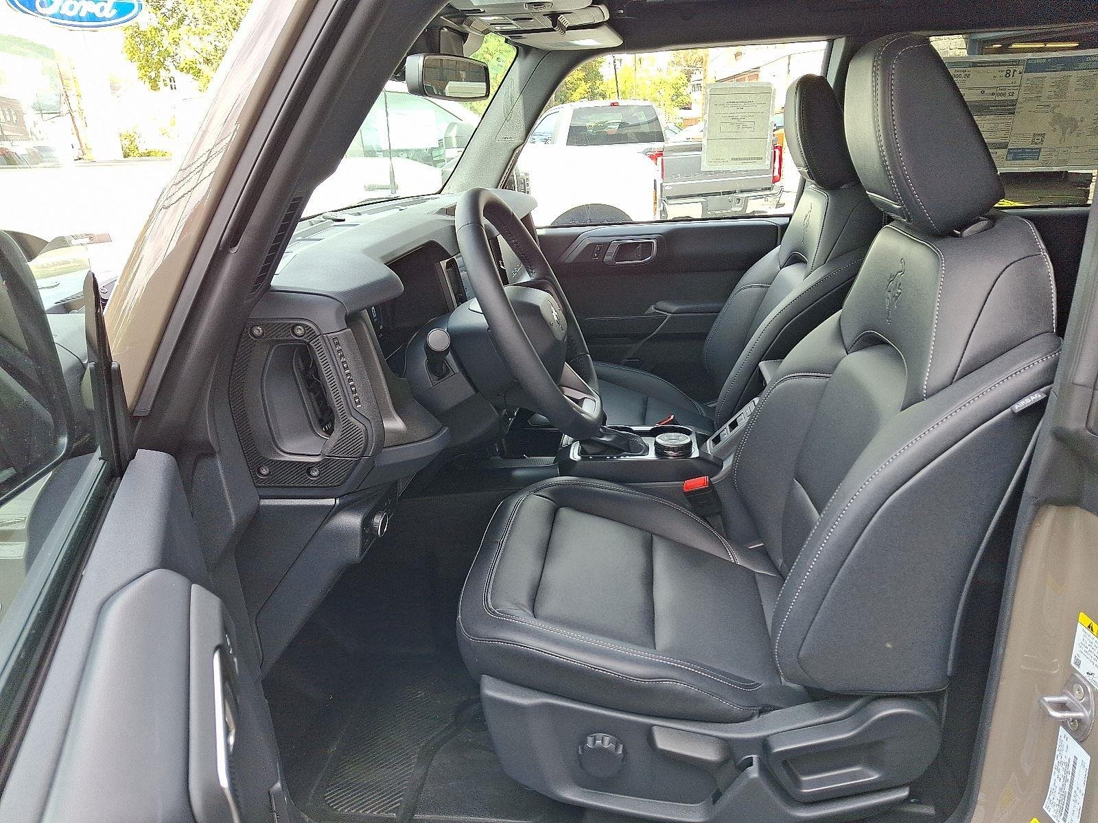 New 2025 Marsh Gray Ford Badlands® image 10