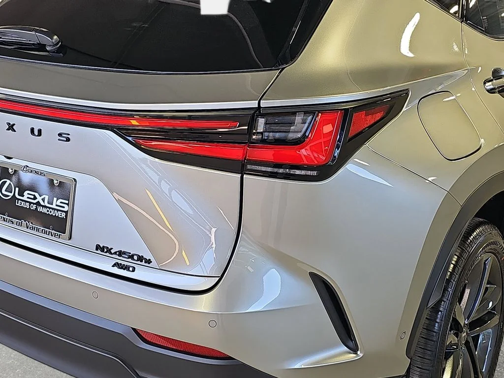 New 2026 Atomic Silver Lexus 450h+ Luxury image 31