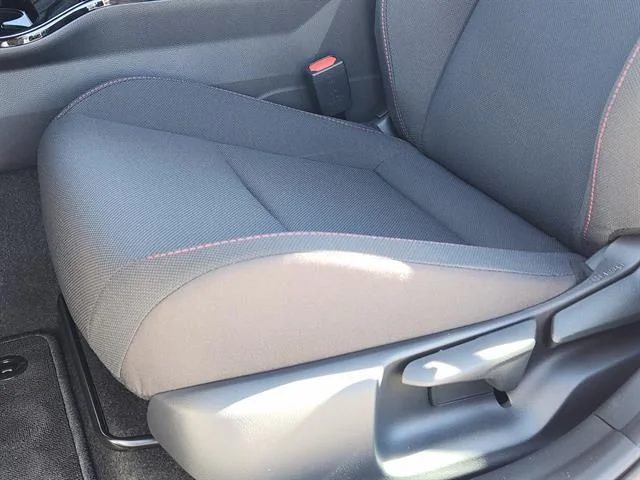 New 2026 Wind Chill Pearl <sup>1</sup> Toyota  SE image 17
