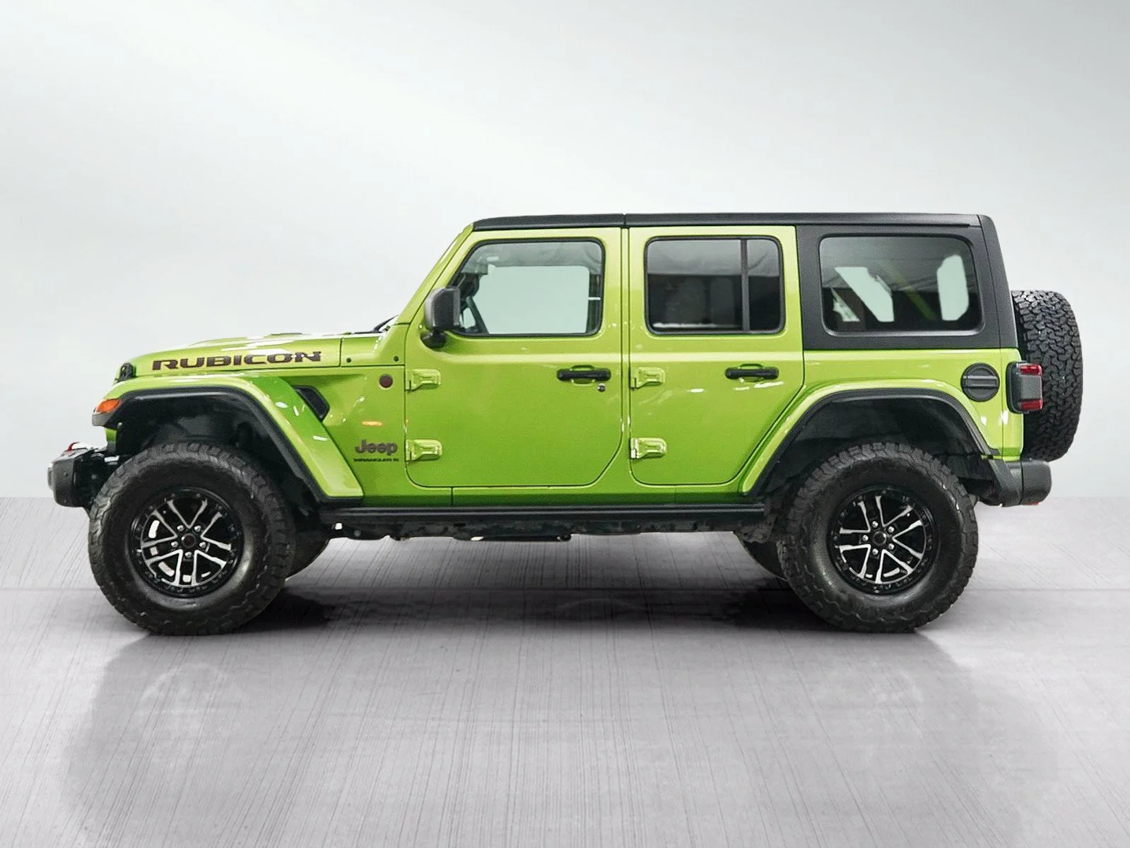 Used 2025 Jeep Wrangler 4-Door Rubicon with VIN 1C4RJXFG4SW596019 for sale in Hopkins, Minnesota