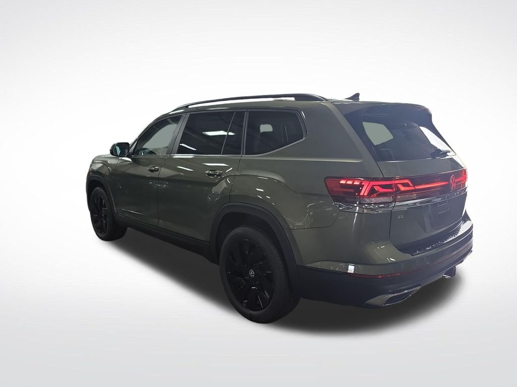 New 2026 Green Volkswagen 2.0T SE w/Technology image 7