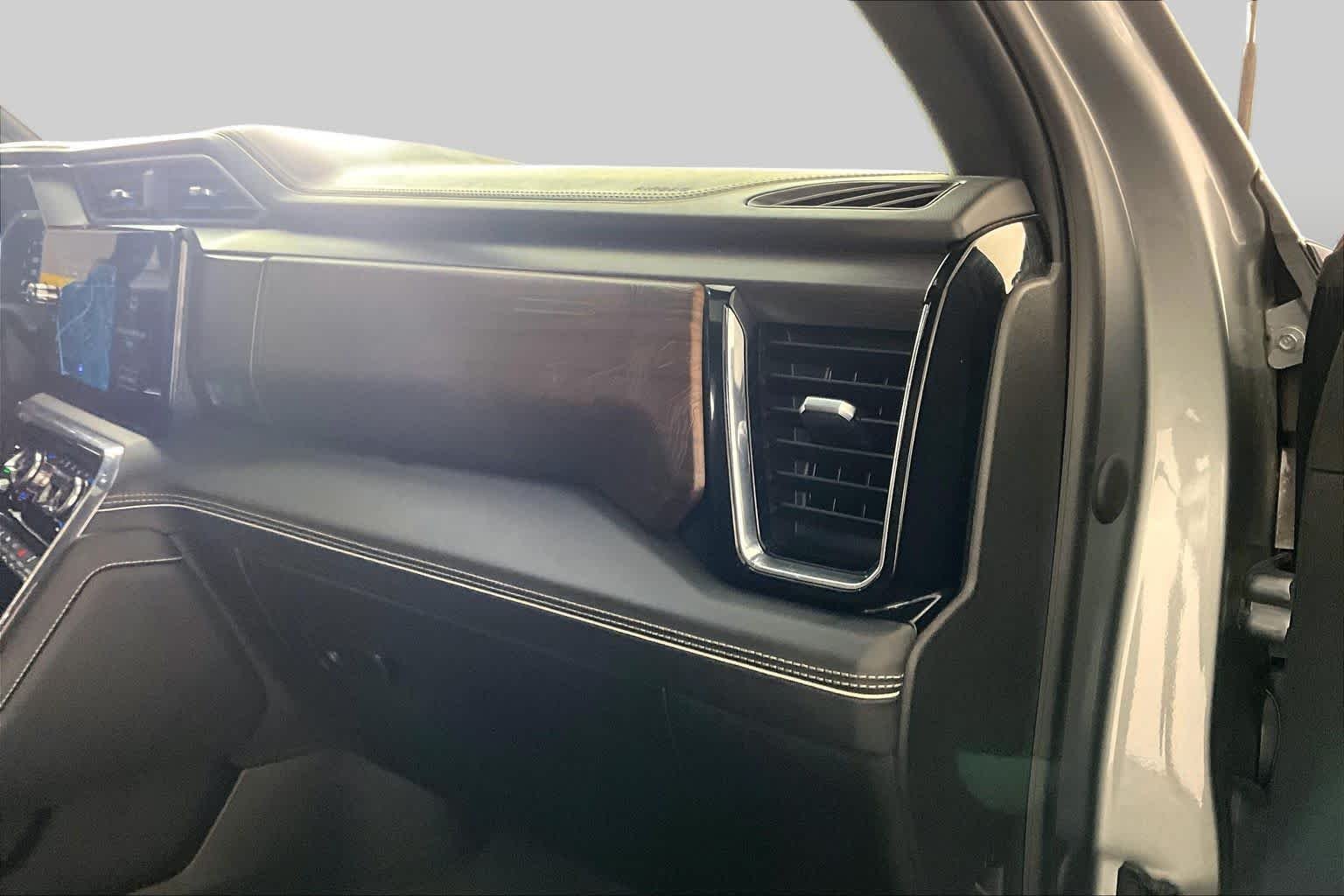 Used 2024 Sterling Metallic GMC Denali Ultimate image 18