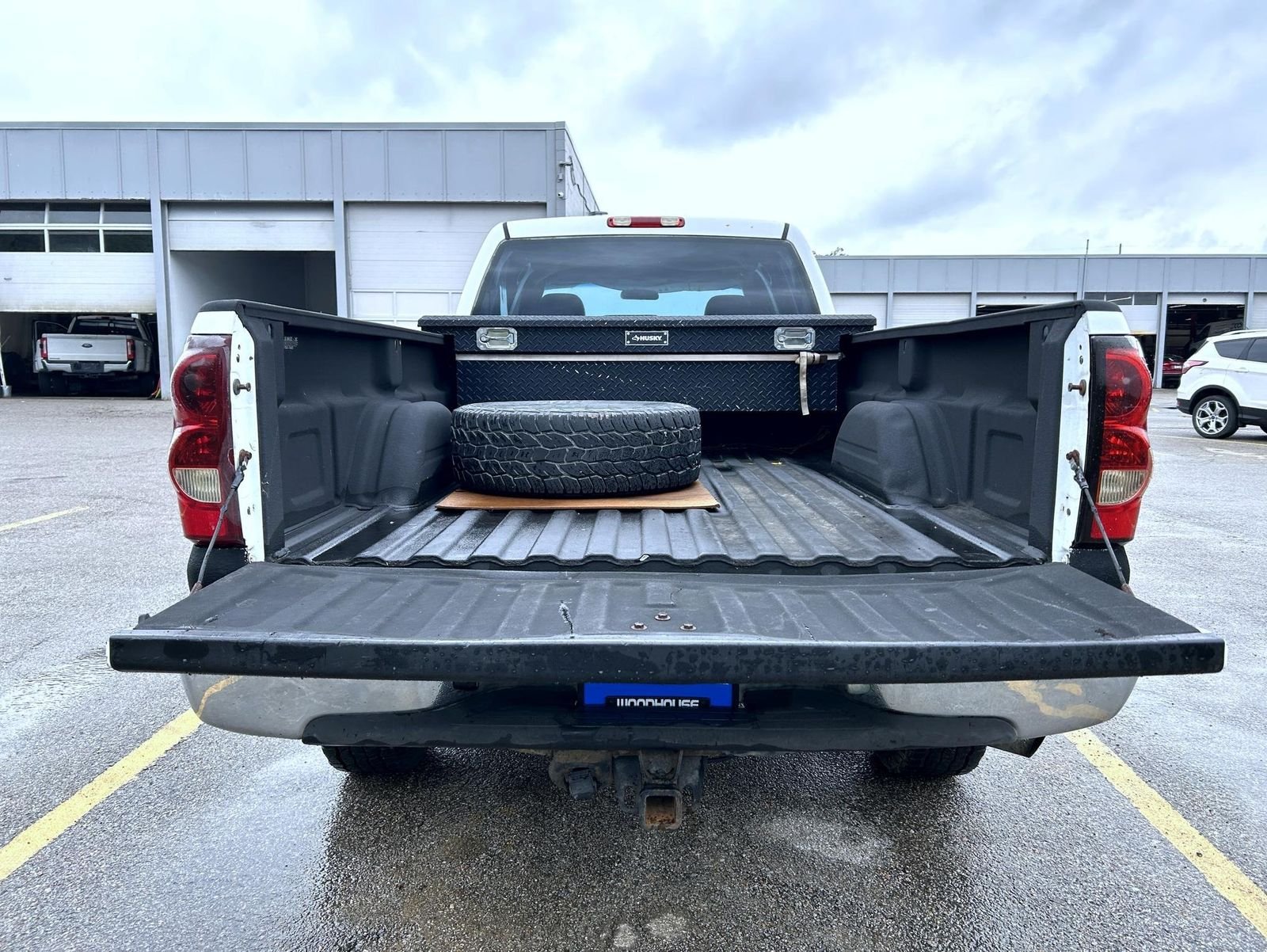 Used 2003 White Chevrolet Base image 21