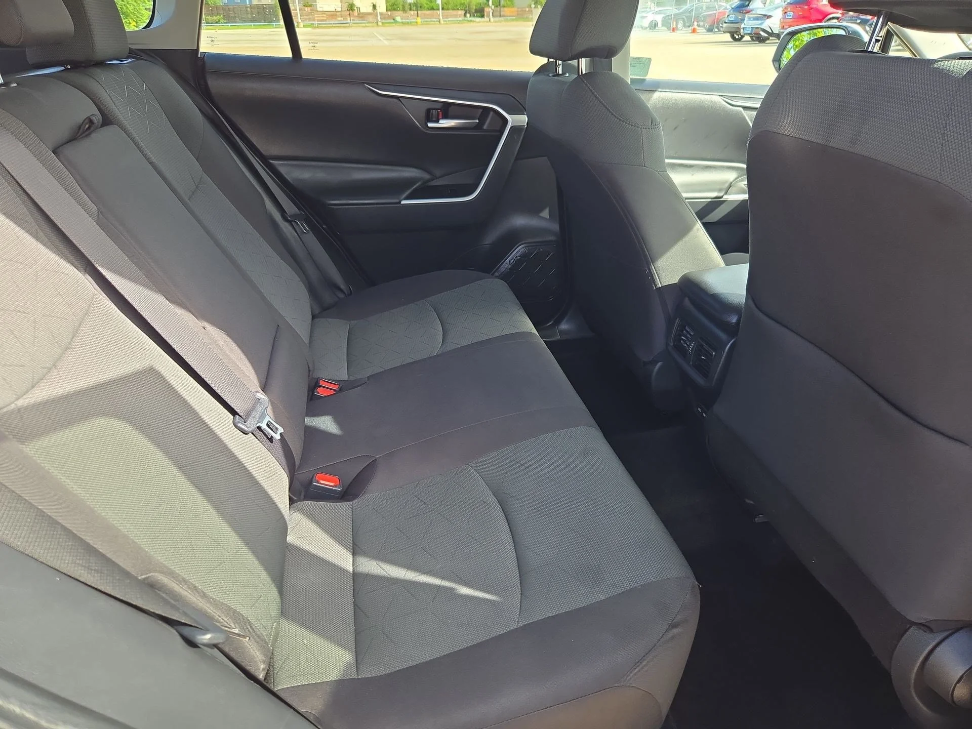 Used 2024 Wind Chill Pearl Toyota XLE image 29