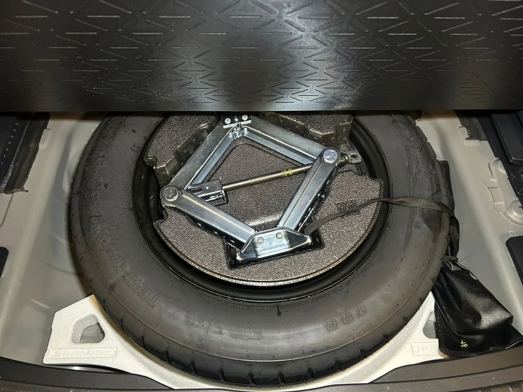 Used 2025 Magnetic Gray Toyota XLE image 19