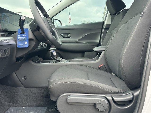 New 2026 Cyber Gray Metallic Hyundai SE image 9