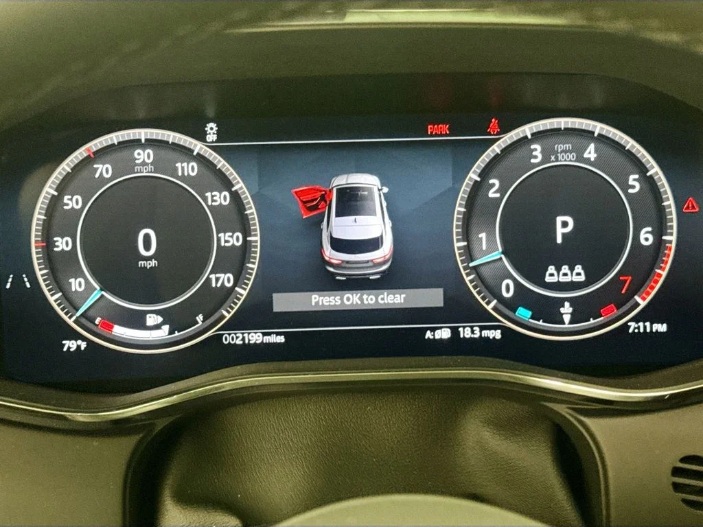 2026 Jaguar F-Pace R-Dynamic S - Photo 11