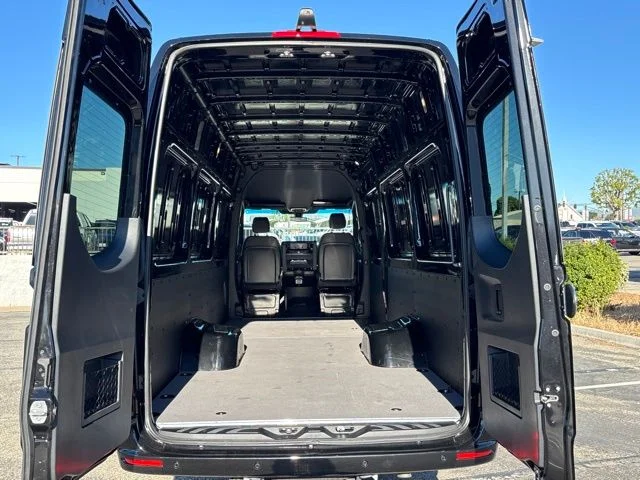 Used 2025 Black Mercedes-Benz Cargo 170 WB image 24